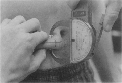 measures skinfold thickness|abdominal skinfold location.